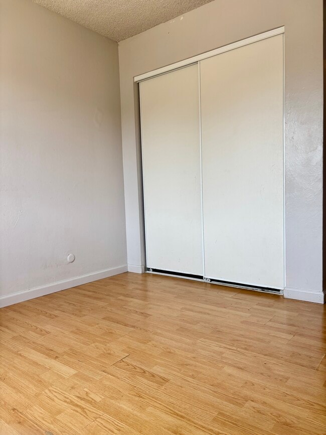 1331 Pinetree Dr in Stockton, CA - Building Photo - Building Photo