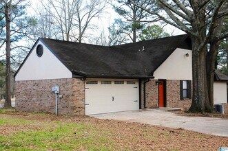 2131 Sandlin Rd in Birmingham, AL - Building Photo - Building Photo
