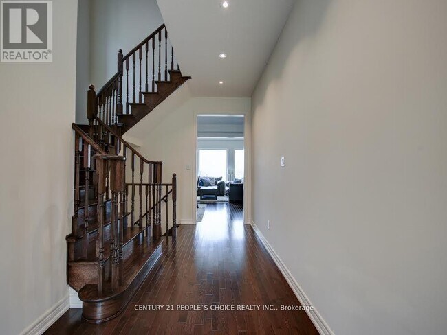 24 Haverstock Cres in Brampton, ON - Building Photo - Building Photo