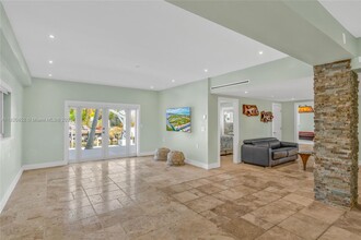 155 Coco Plum Rd S in Key Largo, FL - Building Photo - Building Photo