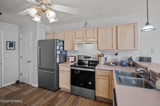 102 Tiger Woods Pl in New Bern, NC - Building Photo - Building Photo