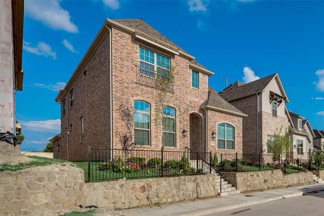 17526 Bottlebrush Dr in Dallas, TX - Foto de edificio