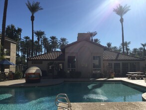 The Palms in Phoenix, AZ - Foto de edificio - Building Photo