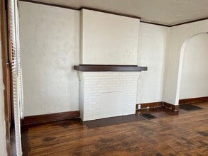 300-302 W Fairview Ave in Dayton, OH - Building Photo - Building Photo