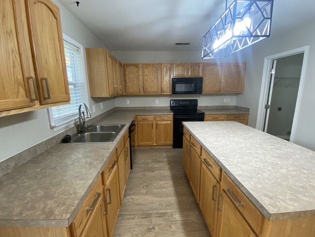 406 Arbor Oaks Dr in Summerville, SC - Building Photo - Building Photo