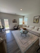 542 13th Ave Dr NE in Hickory, NC - Building Photo - Building Photo