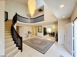 307 Center St in Englewood Cliffs, NJ - Building Photo - Building Photo