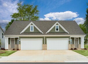 Amavi Mooresville in Mooresville, NC - Foto de edificio - Building Photo