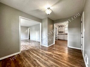 13608 E 38 Terrace S in Independence, MO - Building Photo - Building Photo