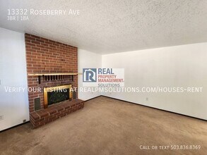 13332 Roseberry Ave in Oregon City, OR - Building Photo - Building Photo