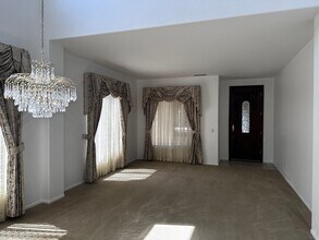 28552 Silverking Trail-Unit -BOA2 in Santa Clarita, CA - Building Photo - Building Photo