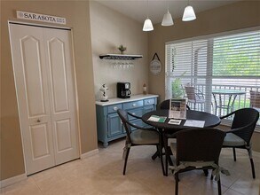 5320 Hyland Hills Ave in Sarasota, FL - Building Photo - Building Photo