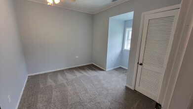 23 W Chestnut St in Brazil, IN - Building Photo - Building Photo