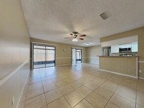 1317 N Myrtlewood St in Philadelphia, PA - Building Photo - Building Photo