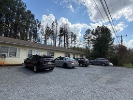 78 Oak Ridge Dr in Altavista, VA - Building Photo