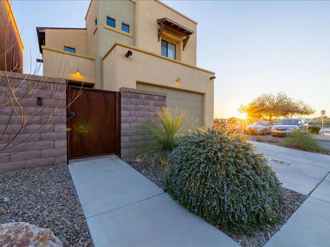 8700 E Perry Park Cir in Tucson, AZ - Building Photo - Building Photo