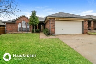 8309 Wilshire Ridge Dr in Oklahoma City, OK - Building Photo - Building Photo