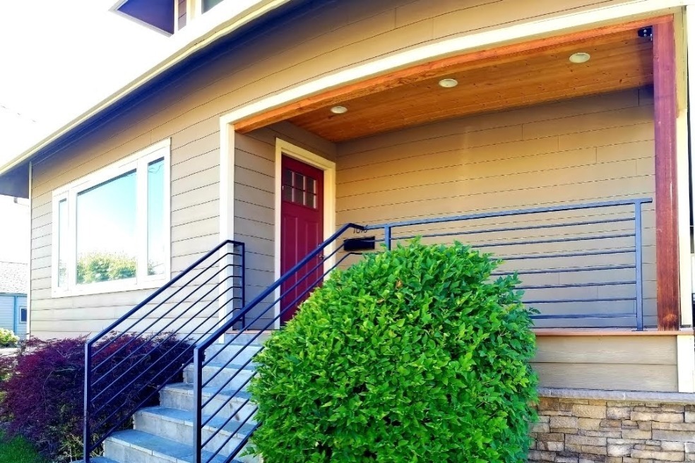 Twelfth Street Apartments in Hood River, OR - Building Photo