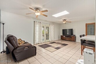 8201 E Montebello Ave in Scottsdale, AZ - Building Photo - Building Photo