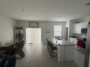 2605 SE 11th Ct in Homestead, FL - Building Photo - Building Photo