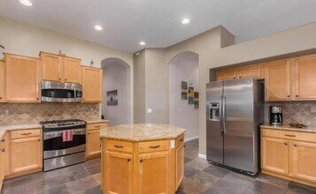 1620 W Nighthawk Way in Phoenix, AZ - Building Photo - Building Photo