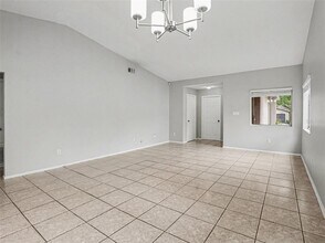 7102 Harbor Heights Cir in Orlando, FL - Building Photo - Building Photo