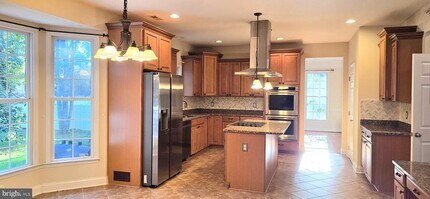 1117 Aquia Dr in Stafford, VA - Building Photo - Building Photo