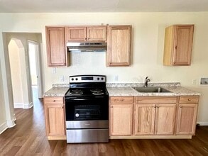 1324 Carmichael St in Malvern, AR - Building Photo - Building Photo
