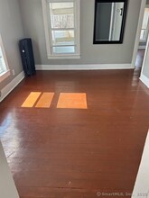 34 James St in Bristol, CT - Building Photo - Building Photo