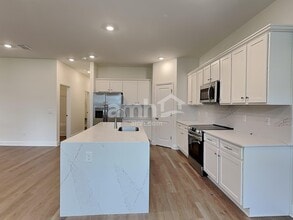 5956 Pinewood Ests Dr in St. Cloud, FL - Building Photo - Building Photo
