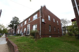 2909 Nelson Pl SE in Washington, DC - Building Photo - Building Photo