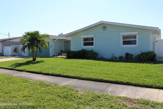 1465 W Central Ave in Merritt Island, FL - Building Photo - Building Photo