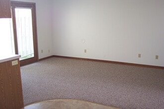 1127 Mark Ave in Tomah, WI - Building Photo - Building Photo