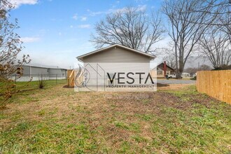 59 Scates St in Waynesville, NC - Building Photo - Building Photo