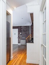410 E 13th St, Unit 2C in New York, NY - Building Photo - Building Photo