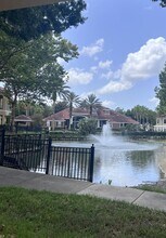 2712 White Magnolia Way in Sanford, FL - Building Photo - Building Photo