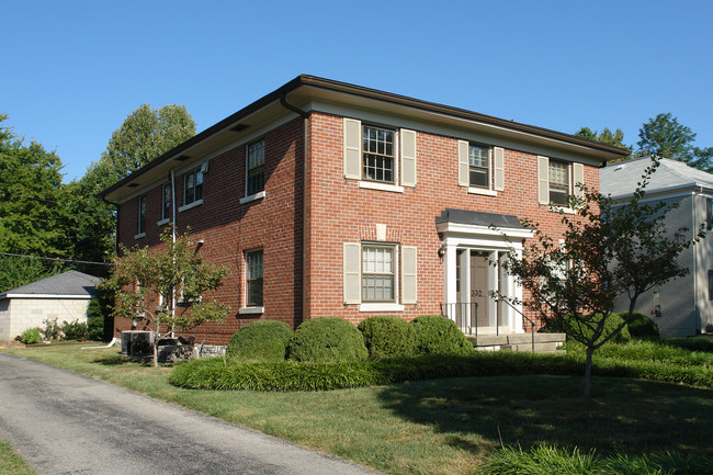 328 Duke Rd in Lexington, KY - Foto de edificio - Building Photo