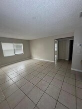 2416 SE Garden Terrace in Port St. Lucie, FL - Building Photo - Building Photo