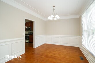 522 S Fortune Way in Dallas, GA - Foto de edificio - Building Photo