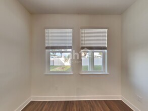 3180 Bridge Haven Dr in Zephyrhills, FL - Building Photo - Building Photo
