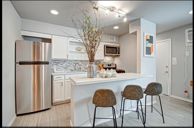 property at 1903 Commonwealth St