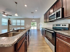 10322 Riverwalk Ct in Jacksonville, FL - Building Photo - Building Photo