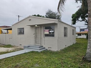 1240 Rutland St in Opa Locka, FL - Building Photo - Building Photo
