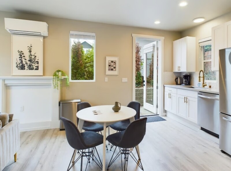 529 20th Ave in Seattle, WA - Building Photo