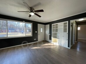 3606 Helene Ct in Toledo, OH - Building Photo - Building Photo