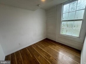 135 W Main St-Unit -1 in Wardensville, WV - Building Photo - Building Photo