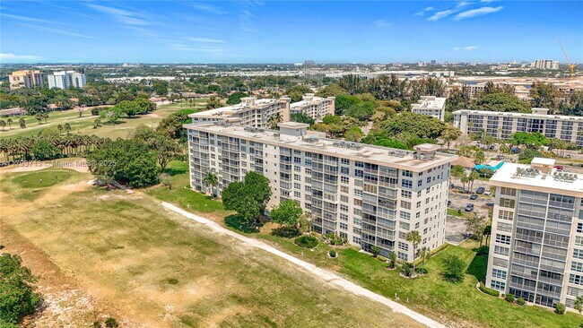 property at 2671 S Course Dr