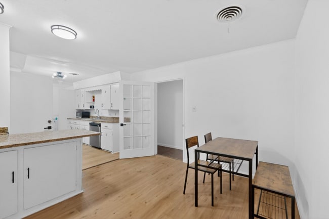 property at 404 Nottingham Dr