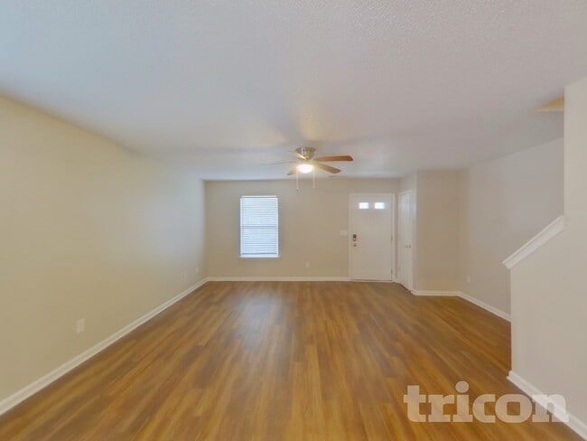 381 Valley Heights Ln in Columbia, SC - Building Photo - Building Photo