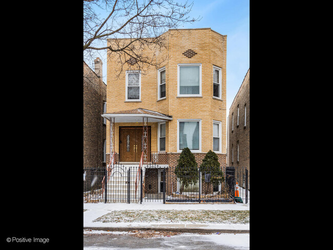 property at 1123 N Monticello Ave